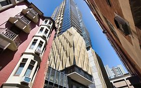 New And Modern 2Br Gem In Rundle Mall